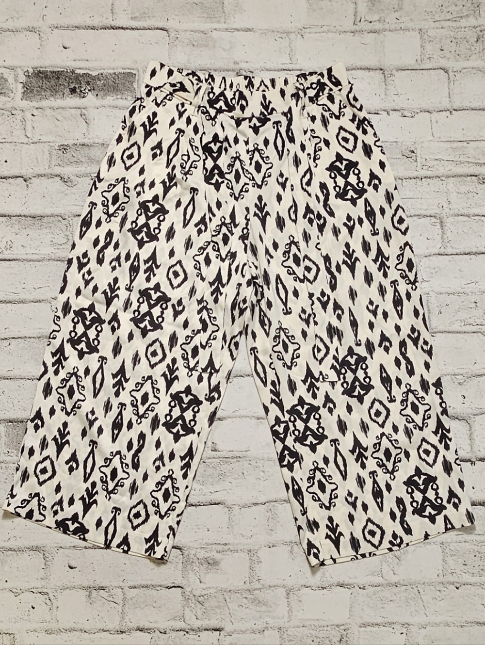 Eliane Rose Boho Wide Leg Pants Black Cream Paperbag Waist Large